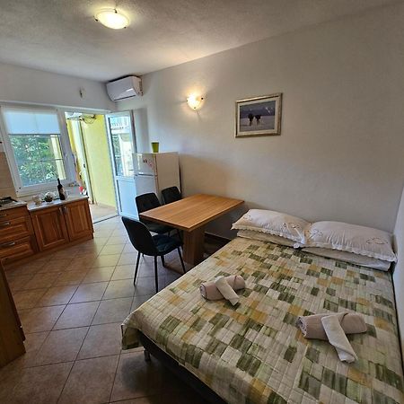 Apartmani Natasa Lokva Rogoznica Dış mekan fotoğraf